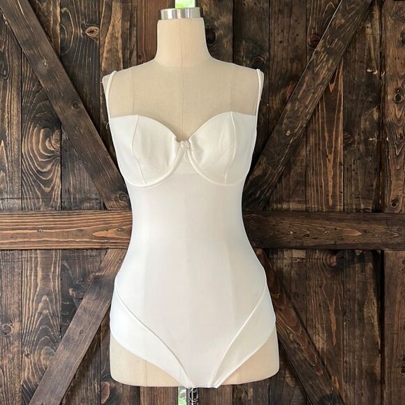Vivien bodysuit Shapewear 36D  - Picture 1 of 11